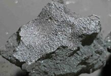 Метеорит з «інопланетною хімією» пробив дірку в даху будинку в Нью-Джерсі
