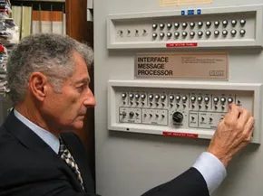 Хто насправді винайшов Інтернет? Історія ARPANET, яку ви пропустили